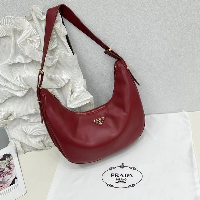 Prada Handbags 035